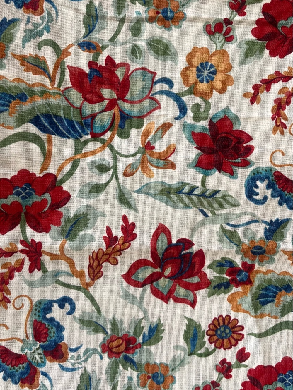 Williams Sonoma White Floral Cotton table cloth 70x108